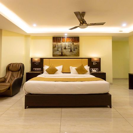 Hotel Godwin - Colaba Mumbai Eksteriør bilde