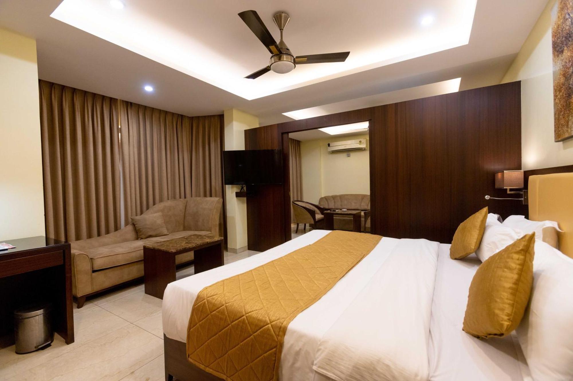 Hotel Godwin - Colaba Mumbai Eksteriør bilde