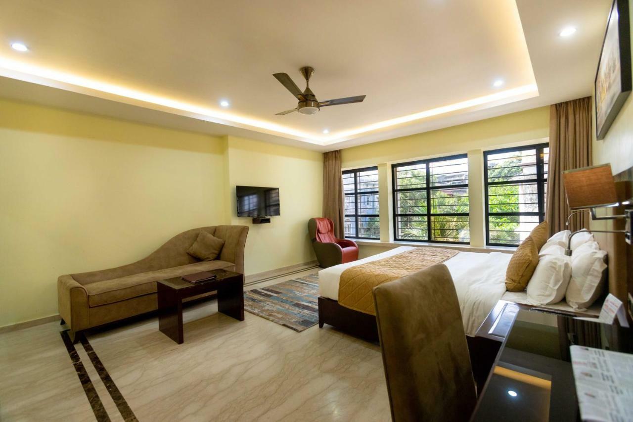 Hotel Godwin - Colaba Mumbai Eksteriør bilde