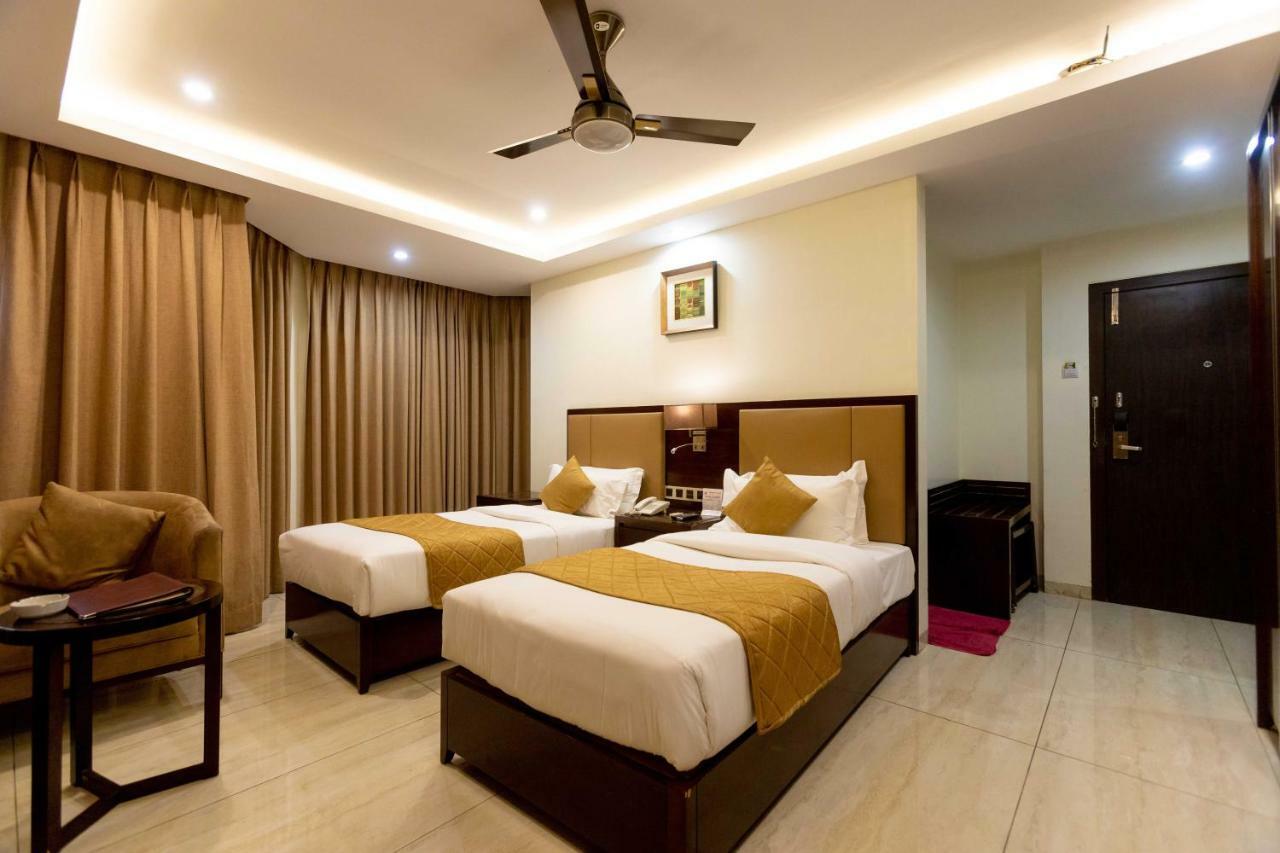Hotel Godwin - Colaba Mumbai Eksteriør bilde